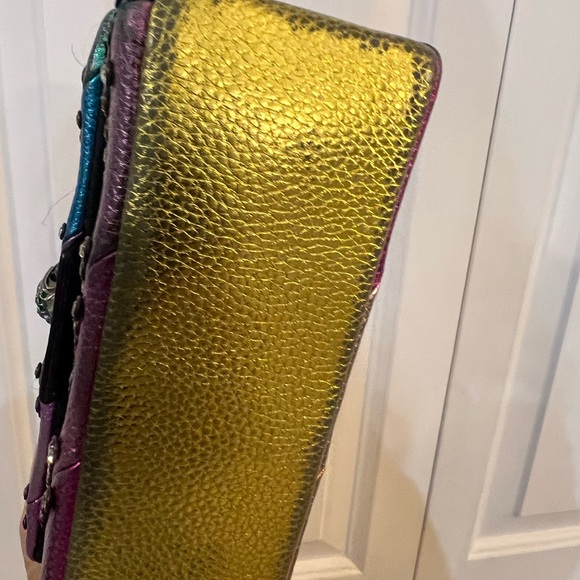 Kurt Geiger Crystal Mini Kensington Bag
RETAIL $328 - Picture 7 of 16